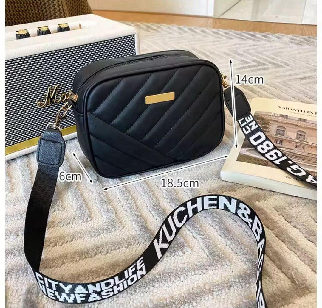 Black Chic Women's 1 Pc Multicolor Leather Crossbody Bag - GENZAA